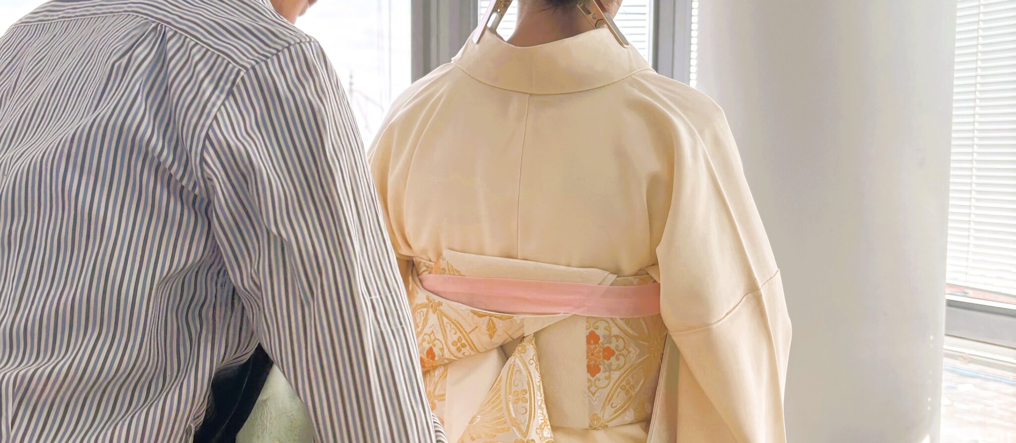 dressing kimono