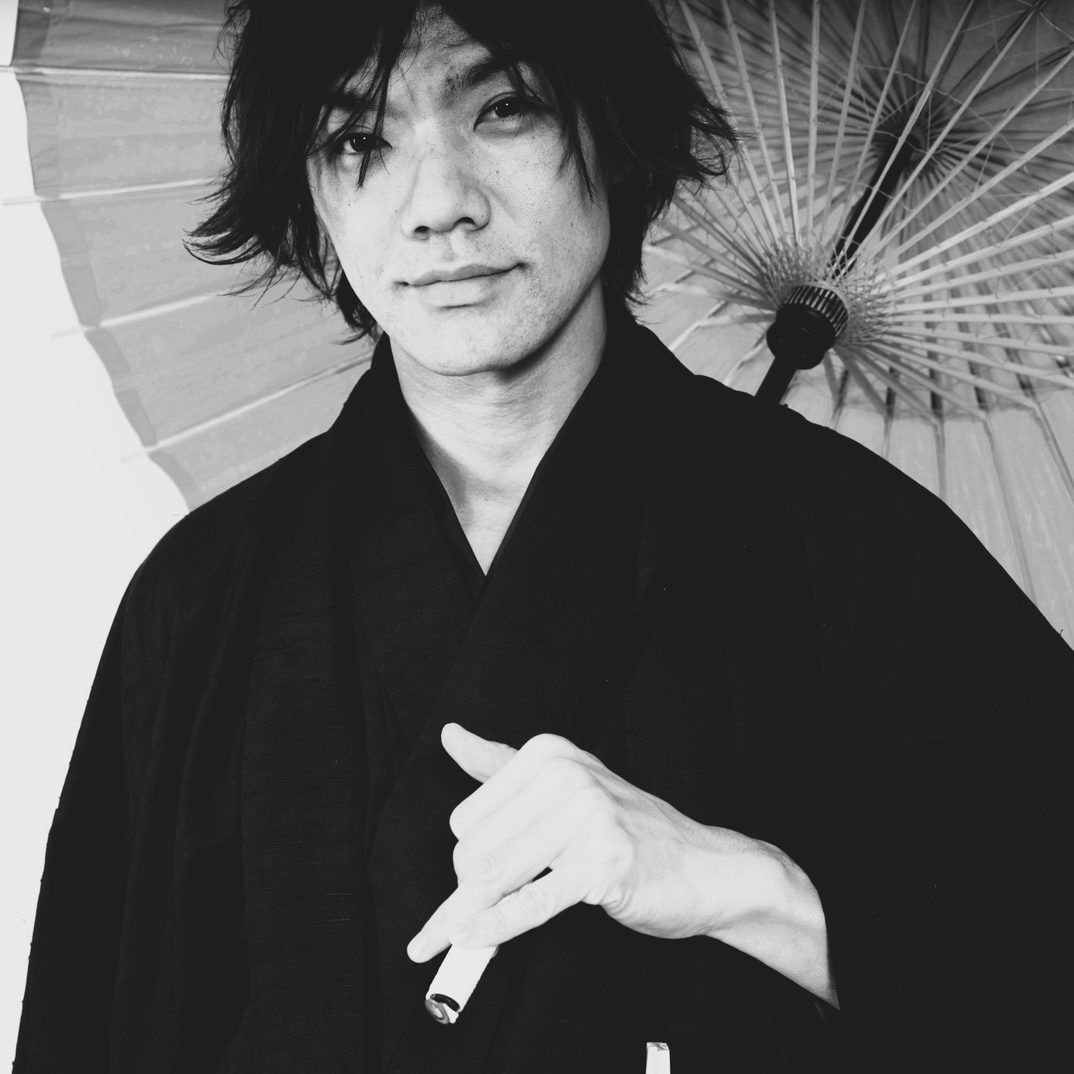 Kimono photography session in New York - cool kimono portrait