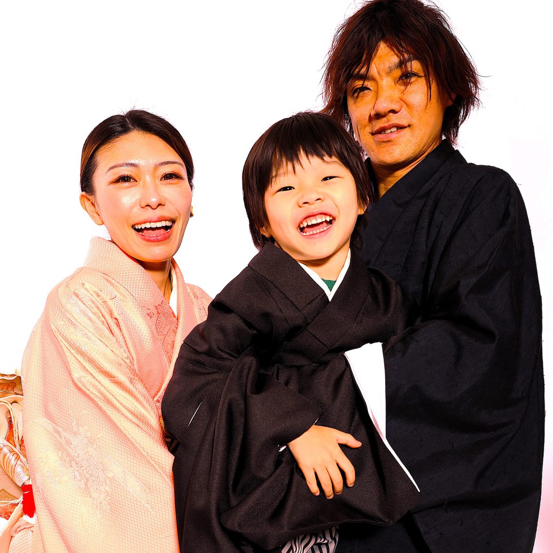 Kimono family photography session in New York - family portrait