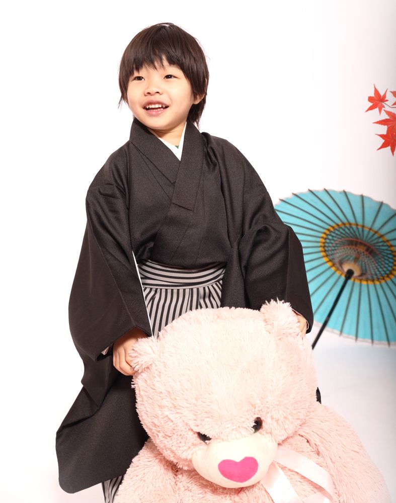 Black boy's haori with striped hakama
